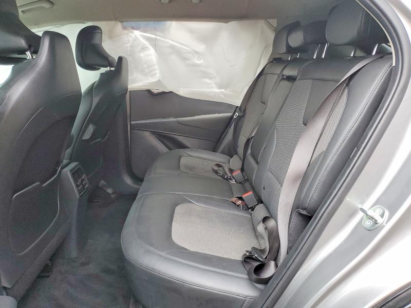 Фото 10 - KIA NIRO WIND