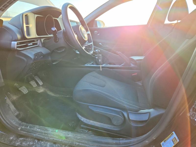 Фото 7 - HYUNDAI ELANTRA