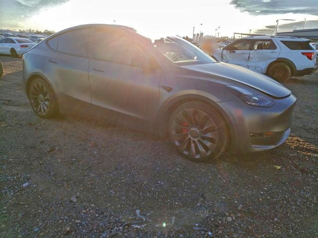 Фото 4 - TESLA MODEL Y