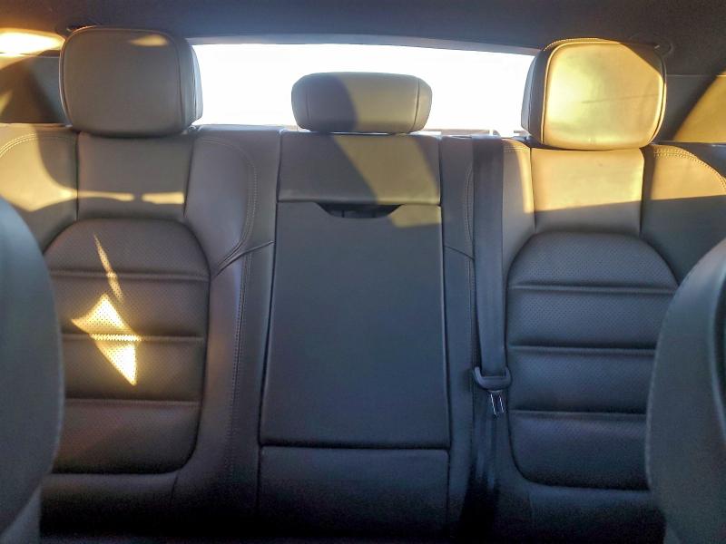 Фото 10 - PORSCHE MACAN