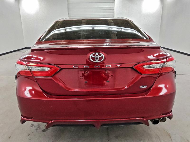 Фото 6 - TOYOTA CAMRY