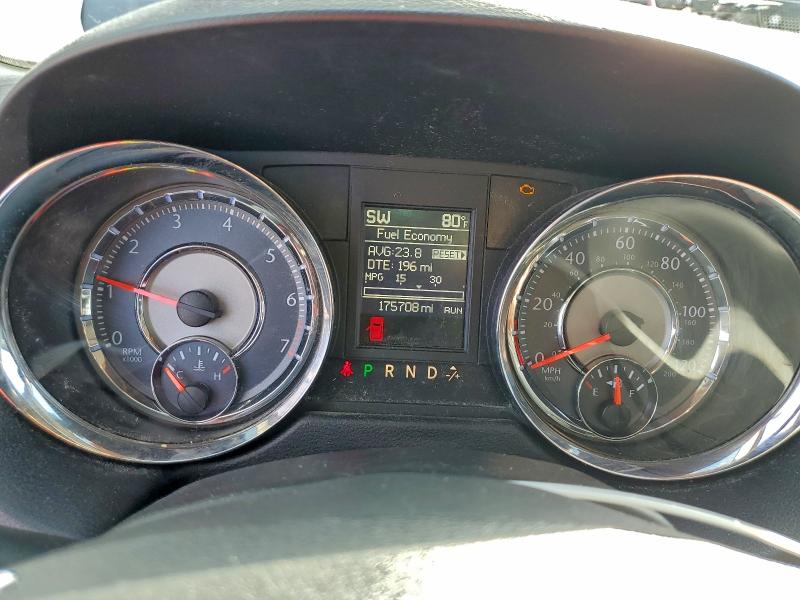 Фото 9 - CHRYSLER MINIVAN