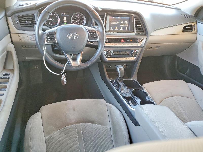 Фото 8 - HYUNDAI SONATA