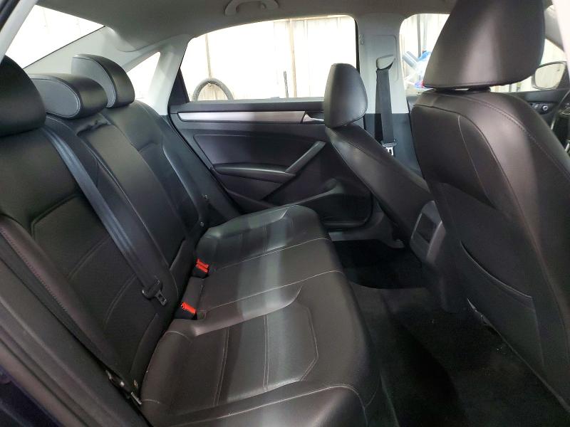 VOLKSWAGEN PASSAT 2015 VIN 1VWAT7A32FC016833