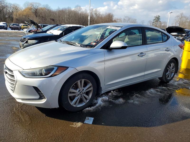 Фото 1 - HYUNDAI ELANTRA