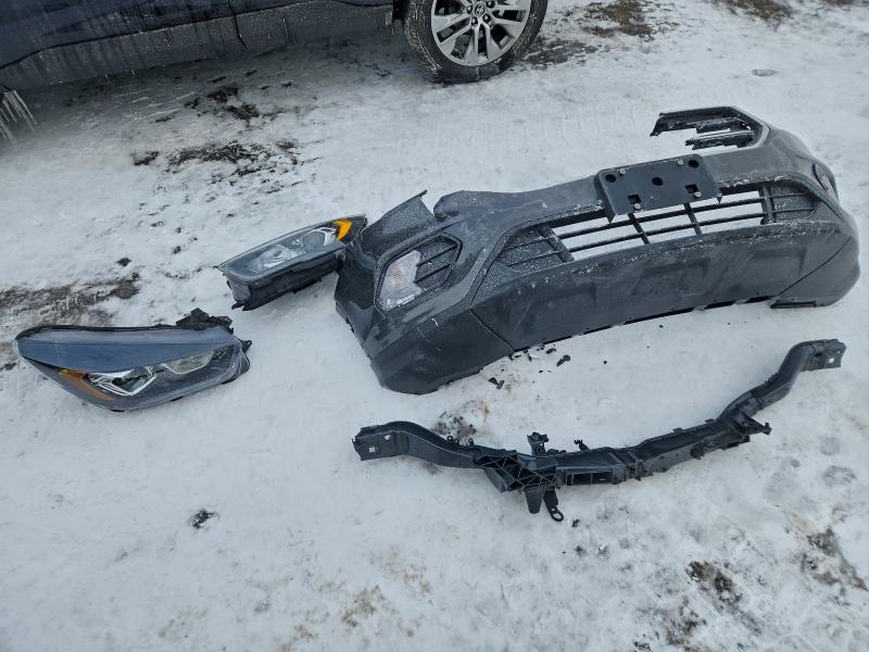 Фото 13 - FORD ESCAPE