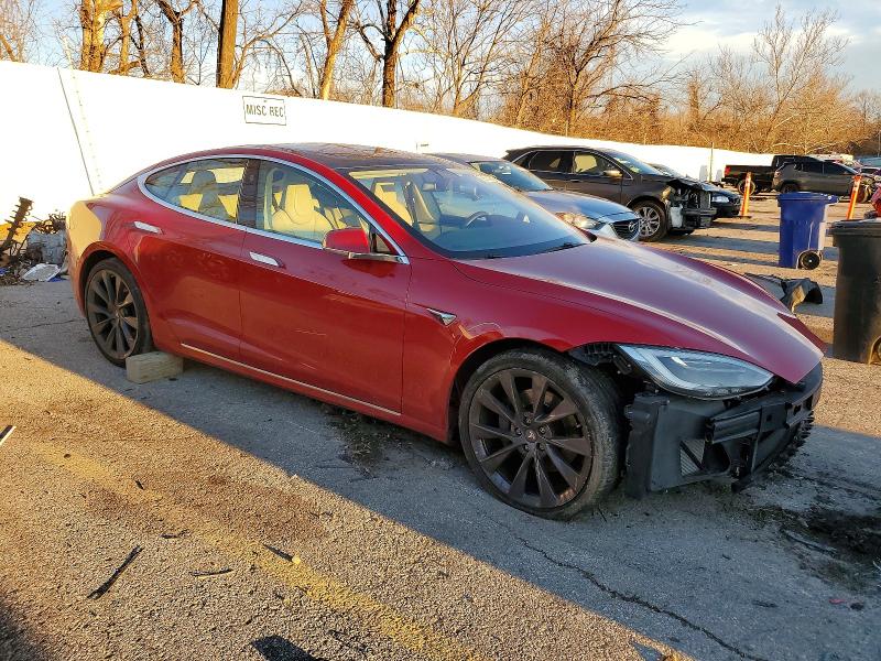 Фото 4 - TESLA MODEL S