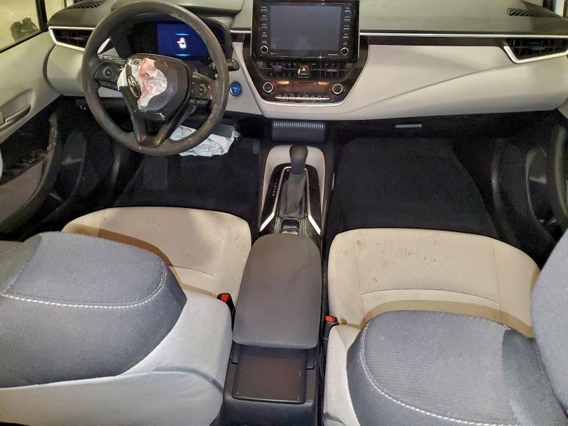 Фото 8 - TOYOTA COROLLA