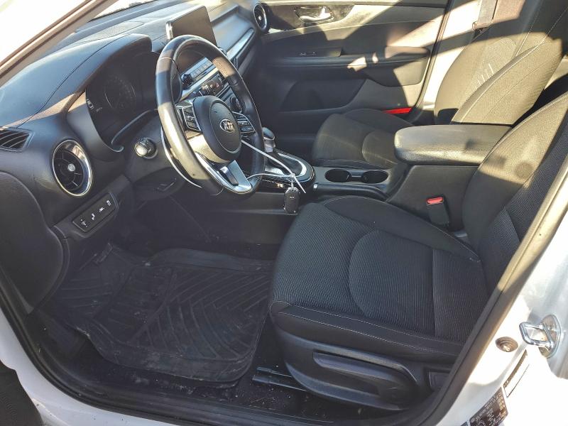 Фото 7 - KIA FORTE