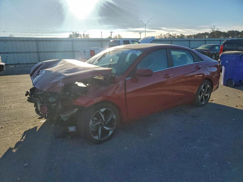 Фото 1 - HYUNDAI ELANTRA