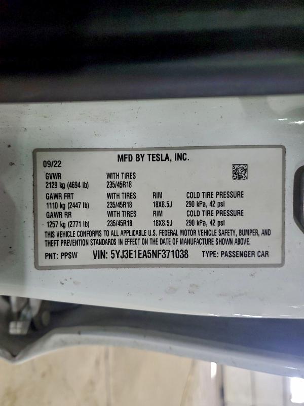 Фото 12 - TESLA MODEL 3