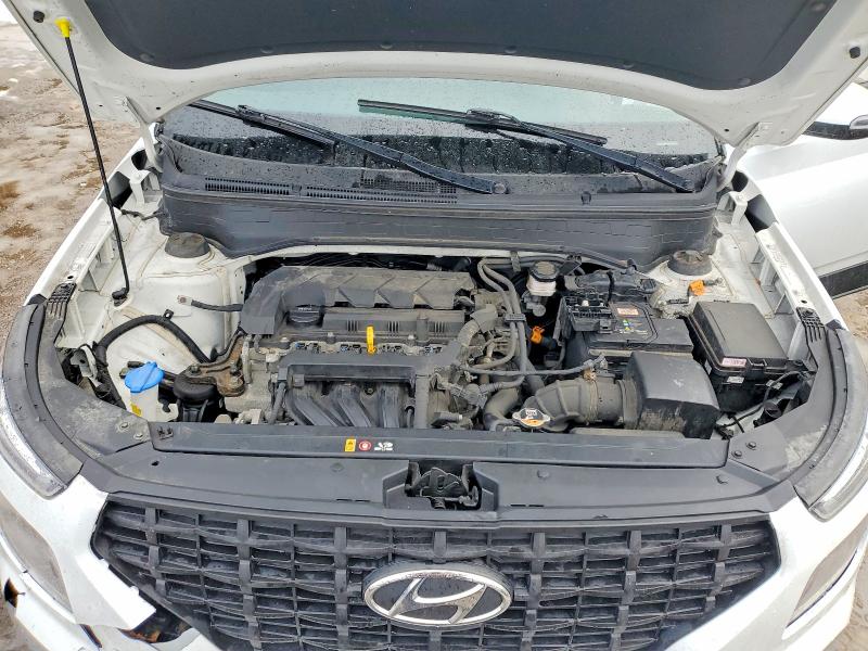 Фото 12 - HYUNDAI VENUE