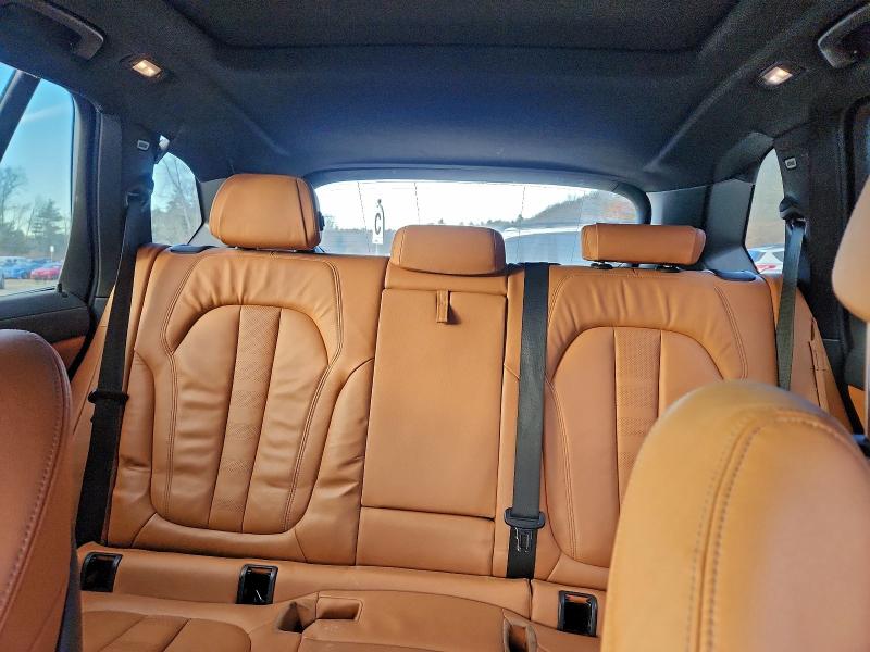 Фото 10 - BMW X5