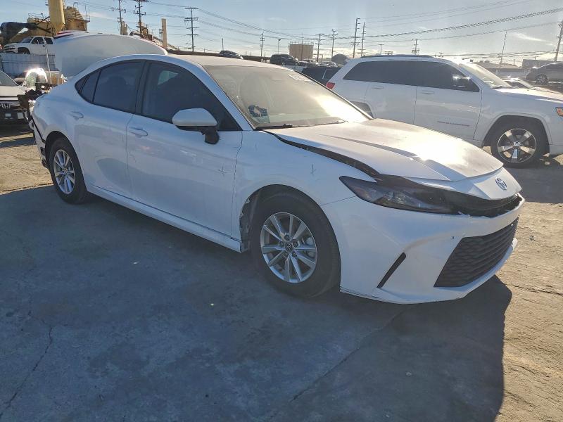 Фото 4 - TOYOTA CAMRY