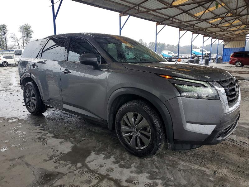 Фото 4 - NISSAN PATHFINDER