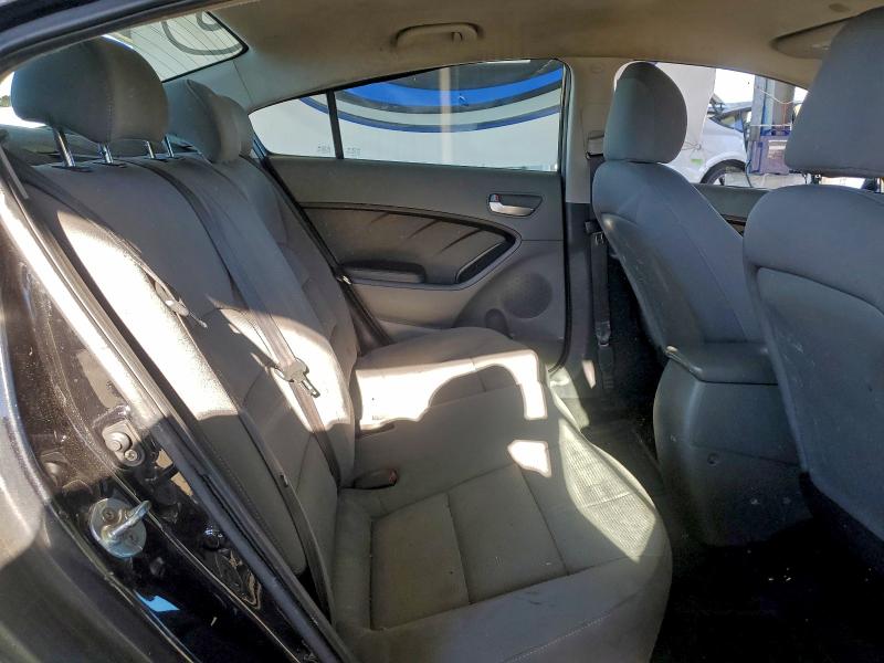 Фото 10 - KIA FORTE