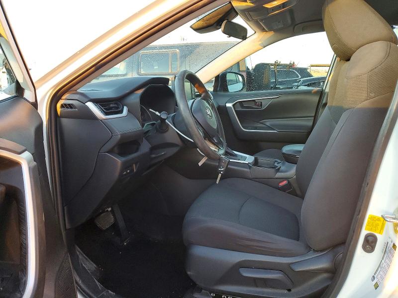 Фото 7 - TOYOTA RAV4