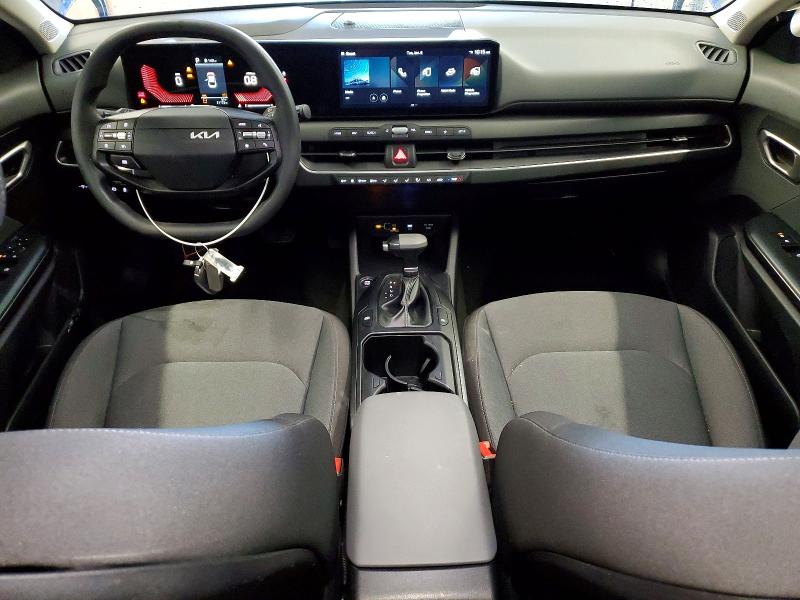 Фото 8 - KIA K4 LX