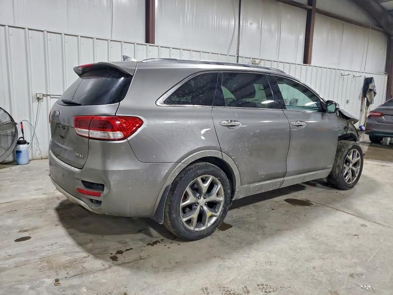 Фото 3 - KIA SORENTO