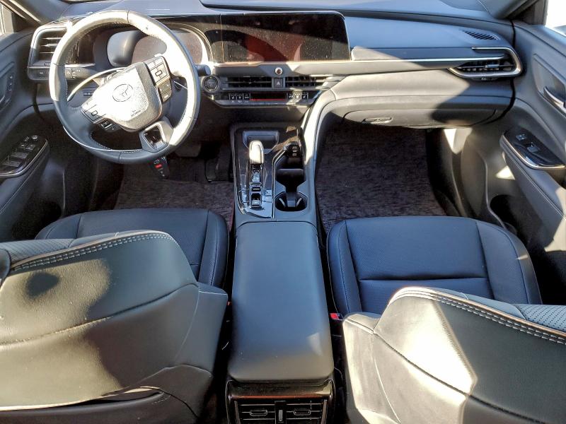 TOYOTA CROWN SIGN 2025 VIN JTDACAAJ2S3005887