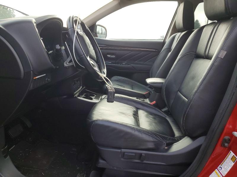 Фото 7 - MITSUBISHI OUTLANDER