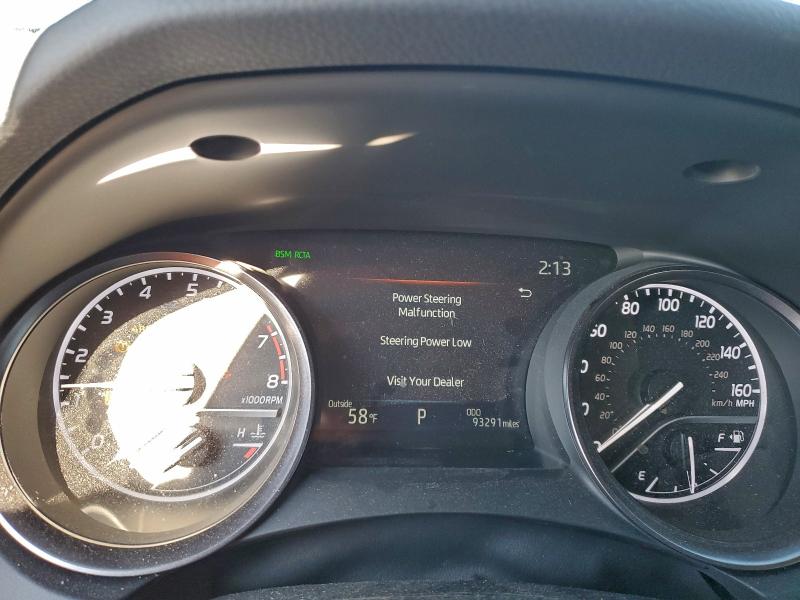 Фото 9 - TOYOTA CAMRY