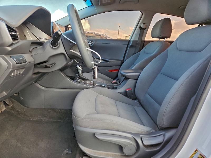 Фото 7 - HYUNDAI IONIQ