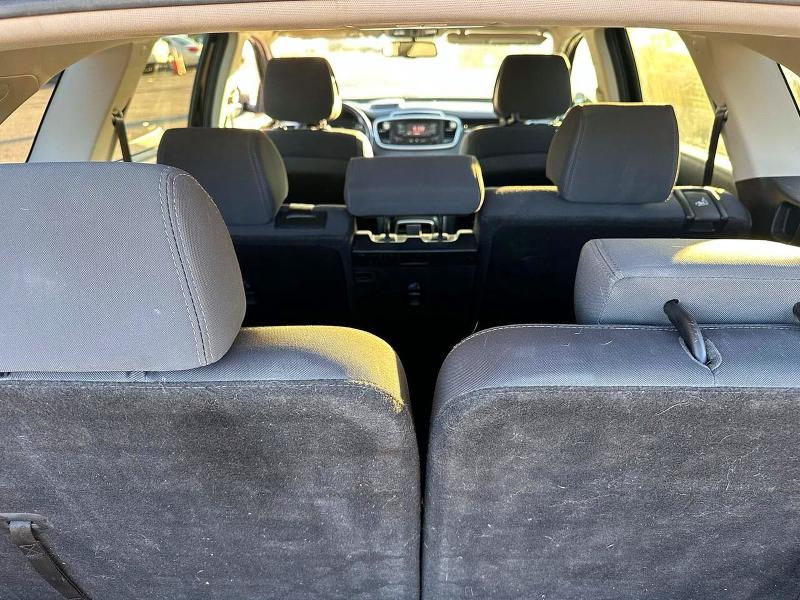 Фото 12 - KIA SORENTO