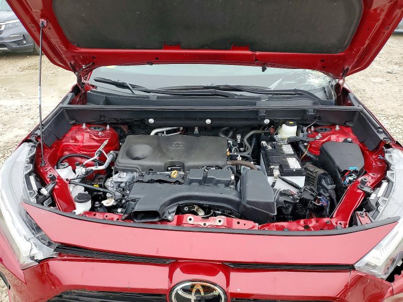 Фото 12 - TOYOTA RAV4