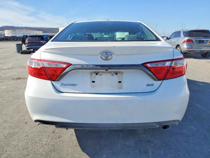 Фото 6 - TOYOTA CAMRY