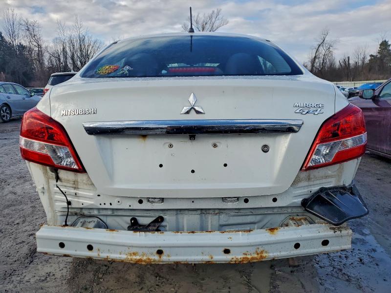 Фото 6 - MITSUBISHI MIRAGE