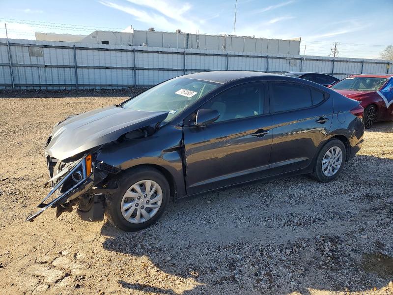 Фото 1 - HYUNDAI ELANTRA