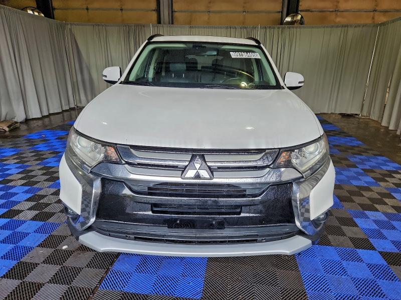 Фото 5 - MITSUBISHI OUTLANDER