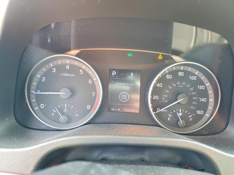 Фото 9 - HYUNDAI ELANTRA