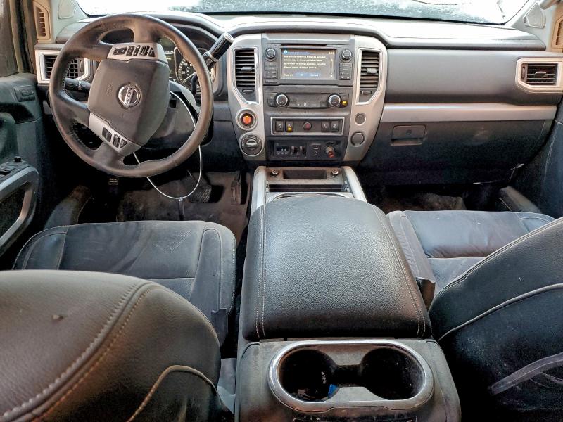 Фото 8 - NISSAN TITAN
