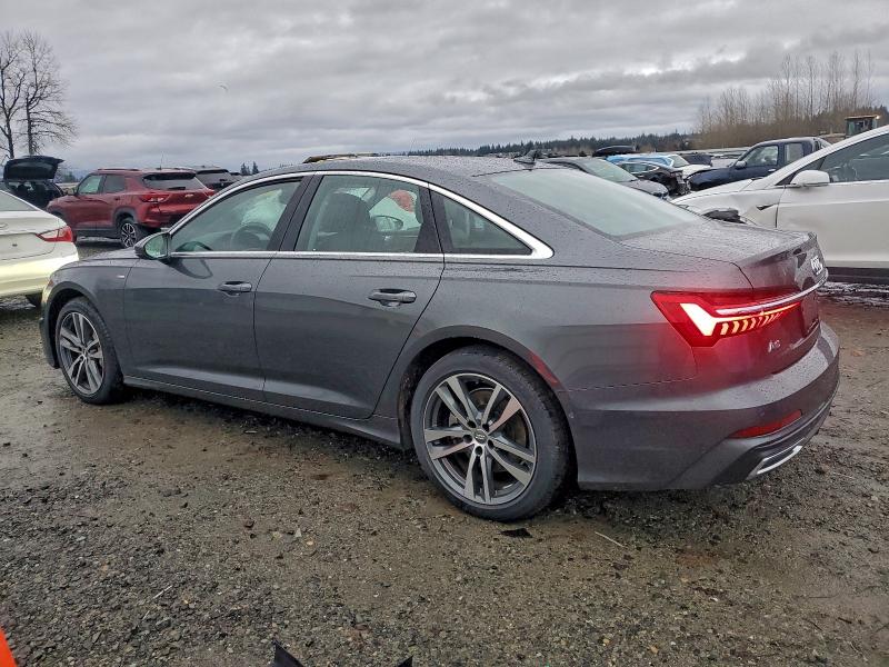 Фото 2 - AUDI A6