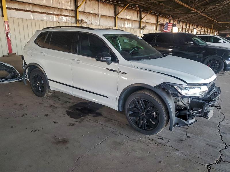 Фото 4 - VOLKSWAGEN TIGUAN