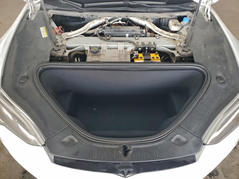 Фото 11 - TESLA MODEL S