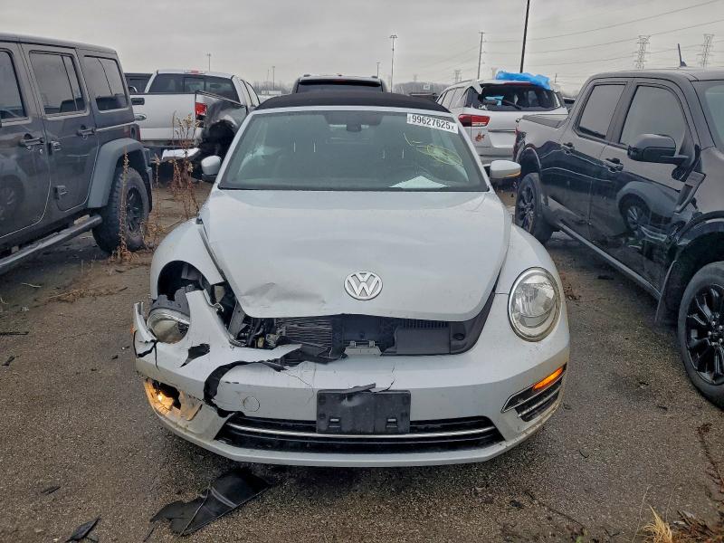 Фото 5 - VOLKSWAGEN BEETLE