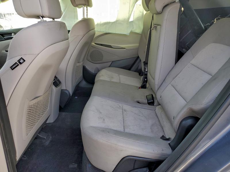 Фото 11 - HYUNDAI TUCSON