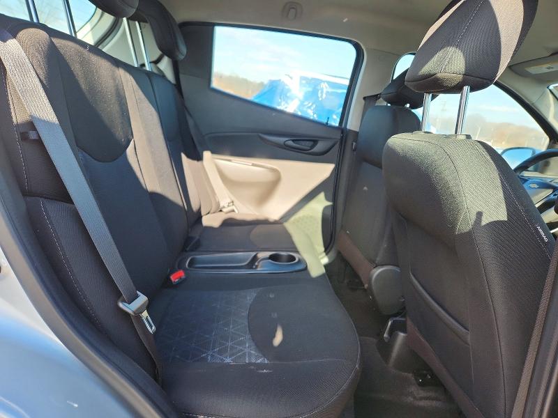 Фото 10 - CHEVROLET SPARK