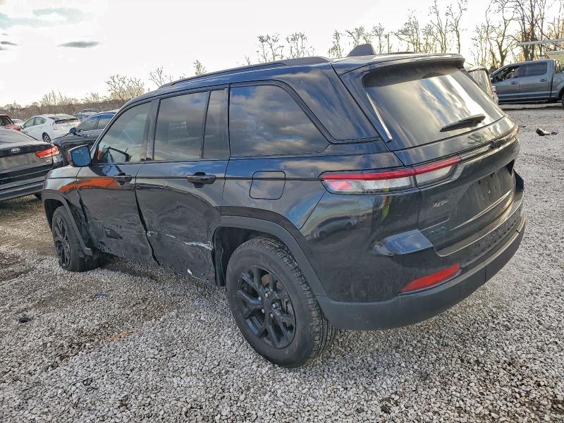 Фото 2 - JEEP GRAND CHER