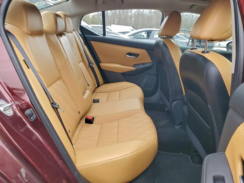 Фото 10 - NISSAN SENTRA