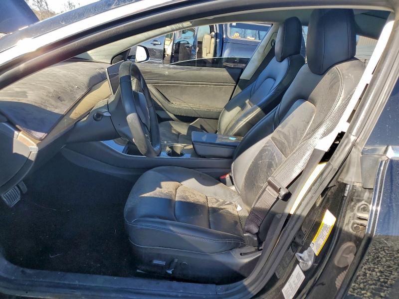 Фото 6 - TESLA MODEL 3