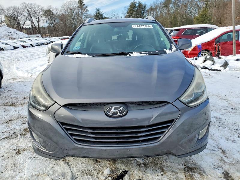 Фото 5 - HYUNDAI TUCSON