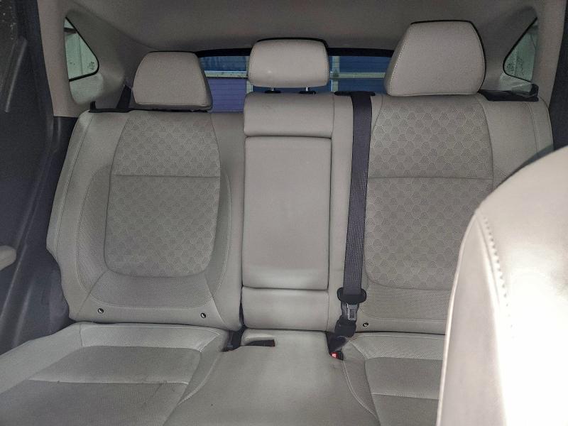 Фото 10 - KIA SELTOS