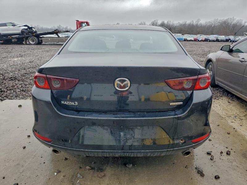 Фото 6 - MAZDA 3