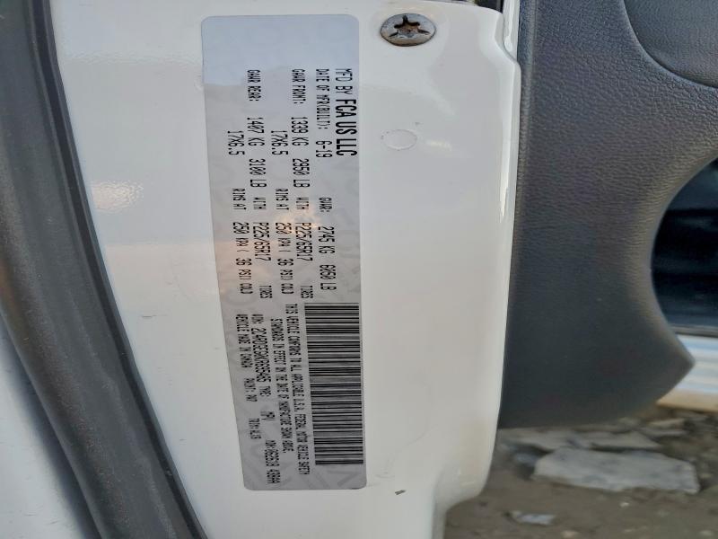 Фото 13 - DODGE CARAVAN