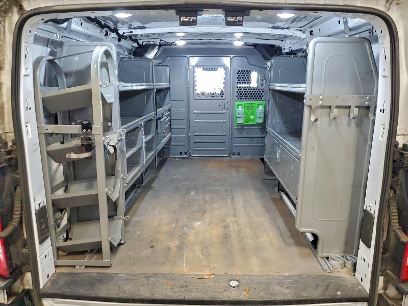 Фото 10 - FORD TRANSIT