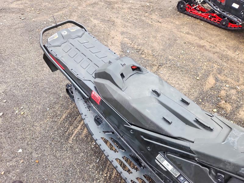 Фото 6 - SKI-DOO SNOWMOBILE